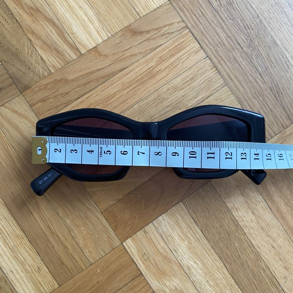 Occhiali & Lenti: Damen Goldene Logo Sonnenbrille – Nuovo (secondo la descrizione) da Givisiez venduto da dor_xb9k 2