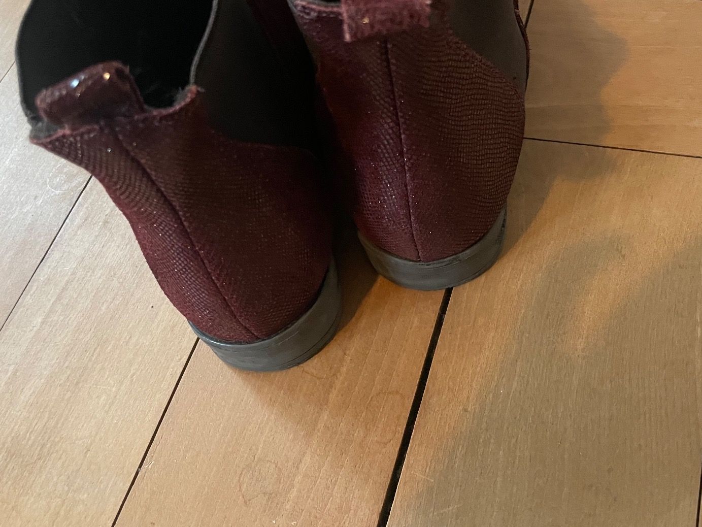 Scarpe da donna: Bordeauxrote Damen Stiefeletten – Usato da Münchwilen TG venduto da BBJO 2