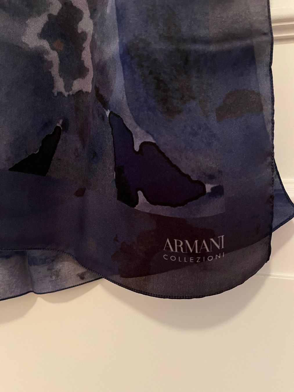 Armani Foulard & Sciarpe: Seidentuch ARMANI Collezioni – Nuovo e nell'imballaggio originale da Buchberg venduto da selphy33 4