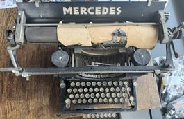 Mercedes Schreibmaschine - Restaurationsobjekt -