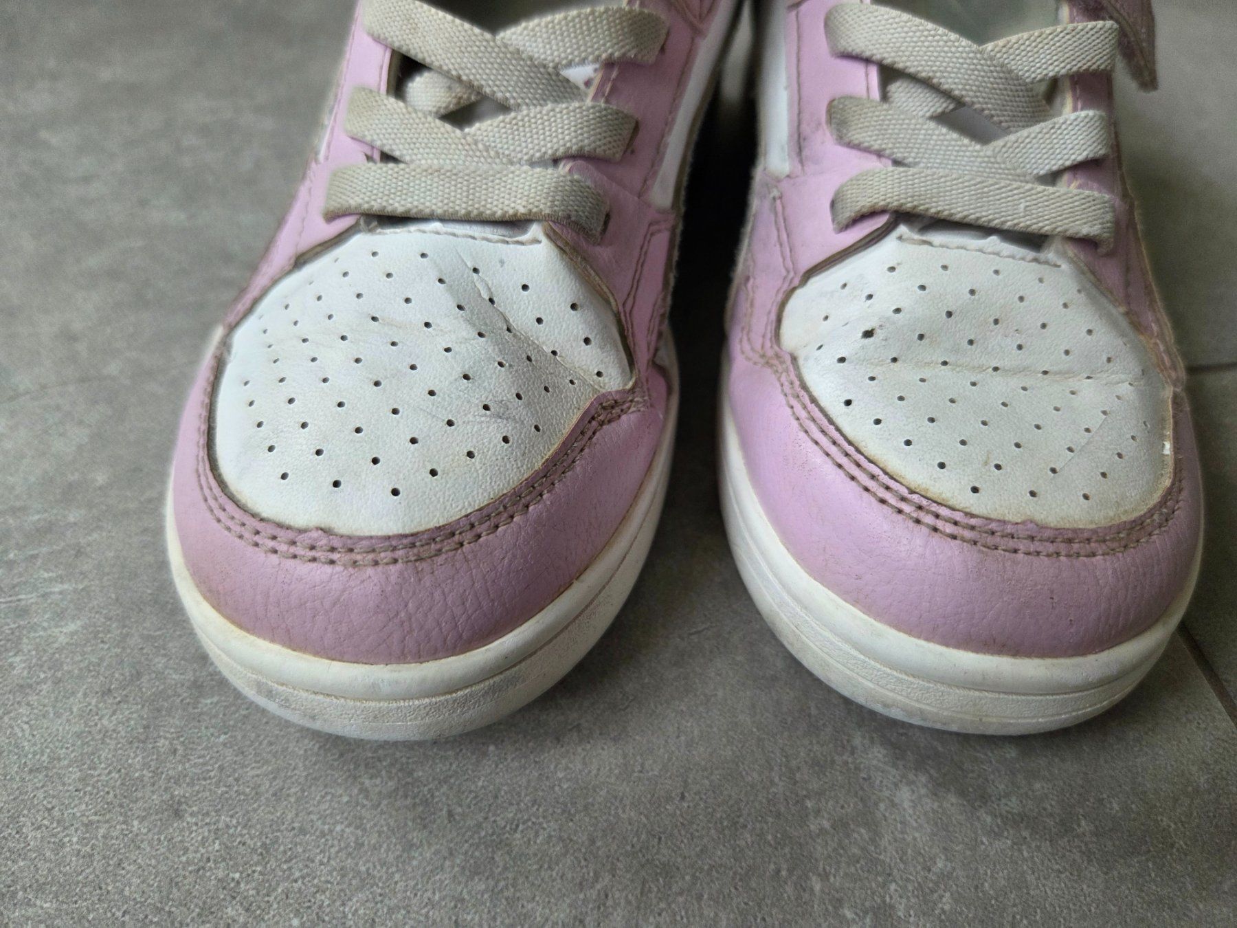 Puma Scarpe per ragazze: Schuhe von Puma Grösse 33 – Usato da Wiesendangen venduto da thawacc 2