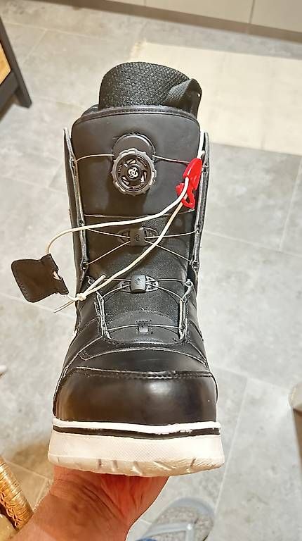 Scarpe da uomo: Vans Snowboard Boots mit BOA Grösse EU 46 – Usato da Nidau venduto da Seedee 4