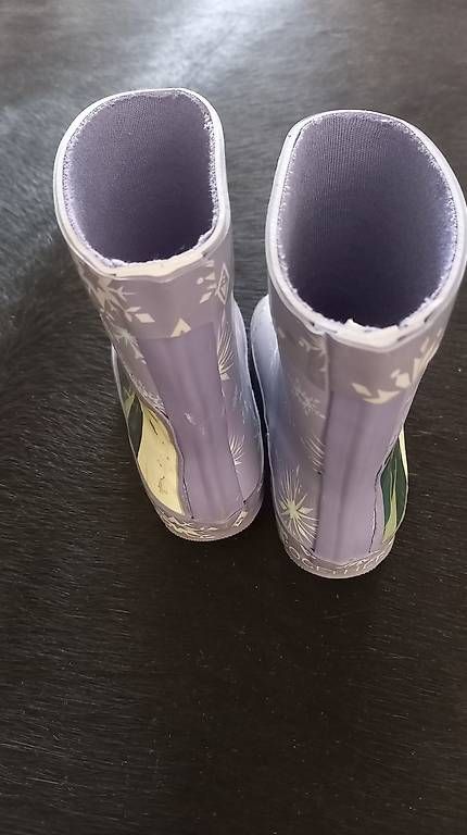 Scarpe per ragazzi: Gummistiefel Grösse 23 – Usato da Allschwil venduto da Camy061 2