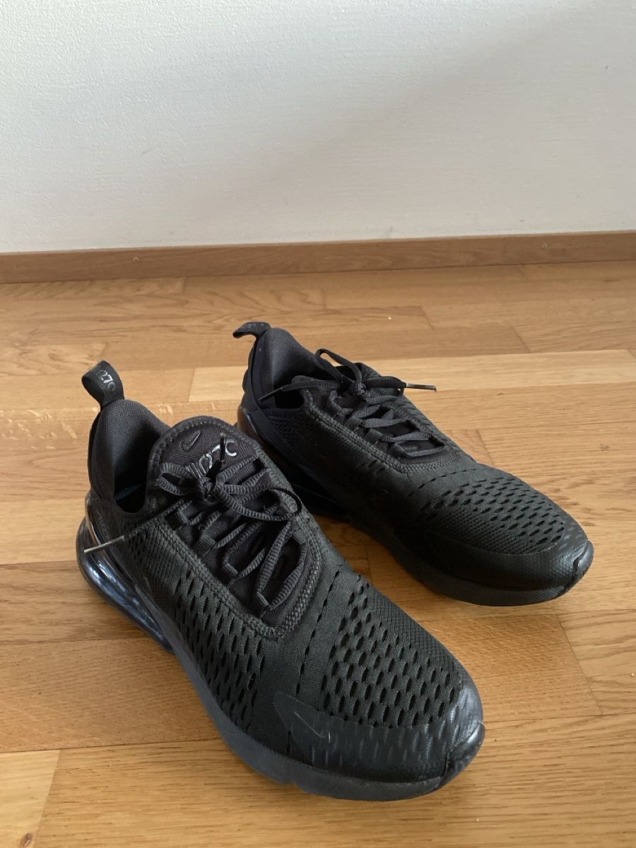 Nike Scarpe da uomo: Nike Sneaker Air270 – Nuovo (secondo la descrizione) da Glattpark(Opfikon) venduto da tri_hm8x 3