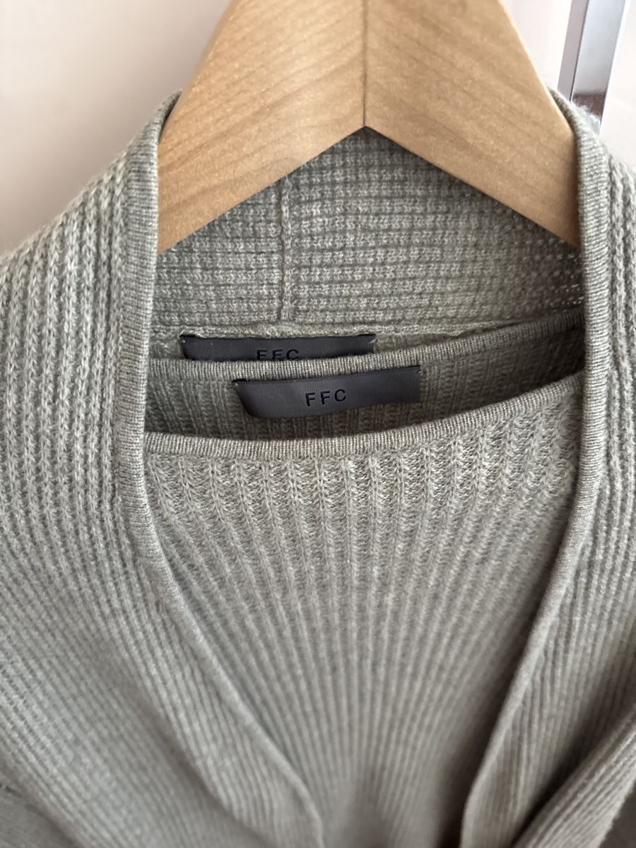 Lotti di vestiti: FFC 2 teile Gr. XS/S - Kleid und long Pull – Usato da Stäfa venduto da 6senses 2