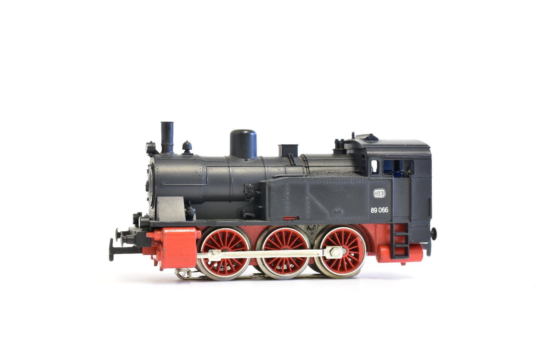 Märklin Modellini di ferrovie: 2 Märklin Loks mit Decoder und 4 Güterwagen. Alle ohne OVP – Usato da Lohn-Ammannsegg venduto da 1monika 1