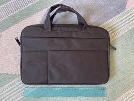 Schwarze Laptoptasche (ca. 15 Zoll)