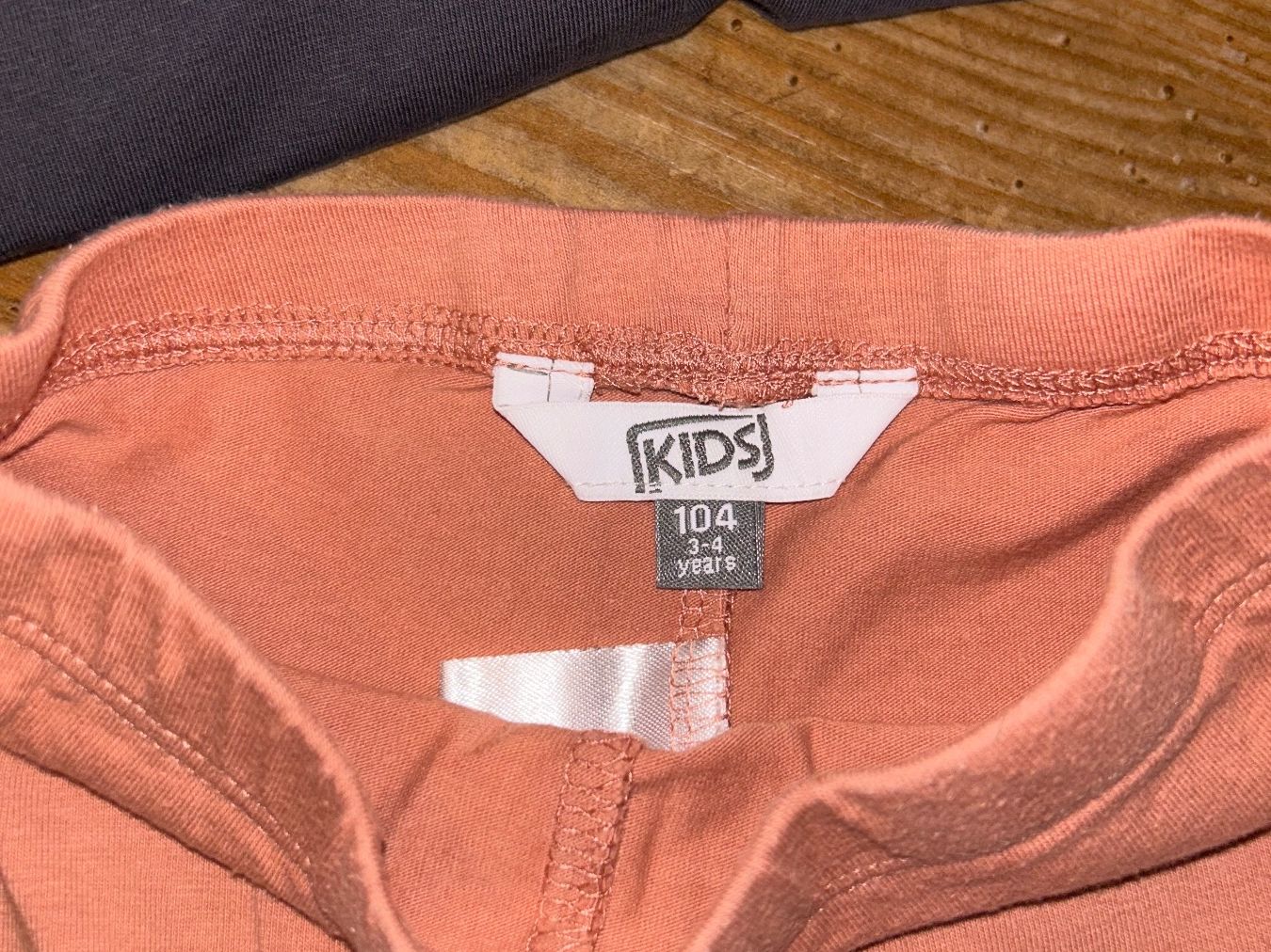 Kleiderpakete & -sets: Kleiderset 98/104 – Gebraucht aus Safenwil von 2hand_aber_wertvoll 2