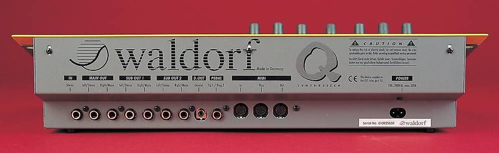 Waldorf Strumenti musicali: Waldorf Q Synthesizer Rack Desktop – Usato da Zürich venduto da LeoGd 2