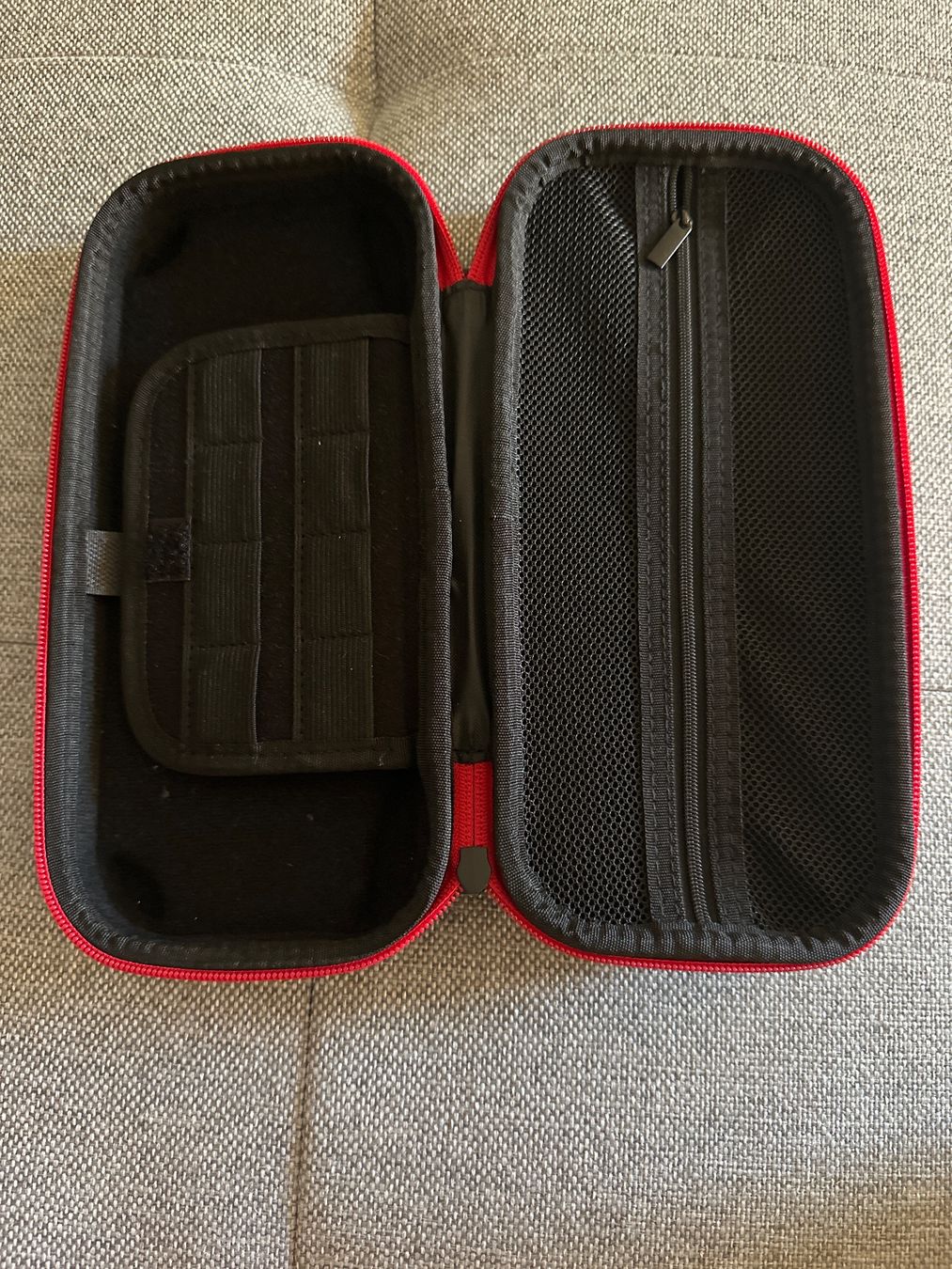 Nintendo Schutzhüllen: Nintendo Switch 1 Etui – Gebraucht aus Rümlang von NStucki 1