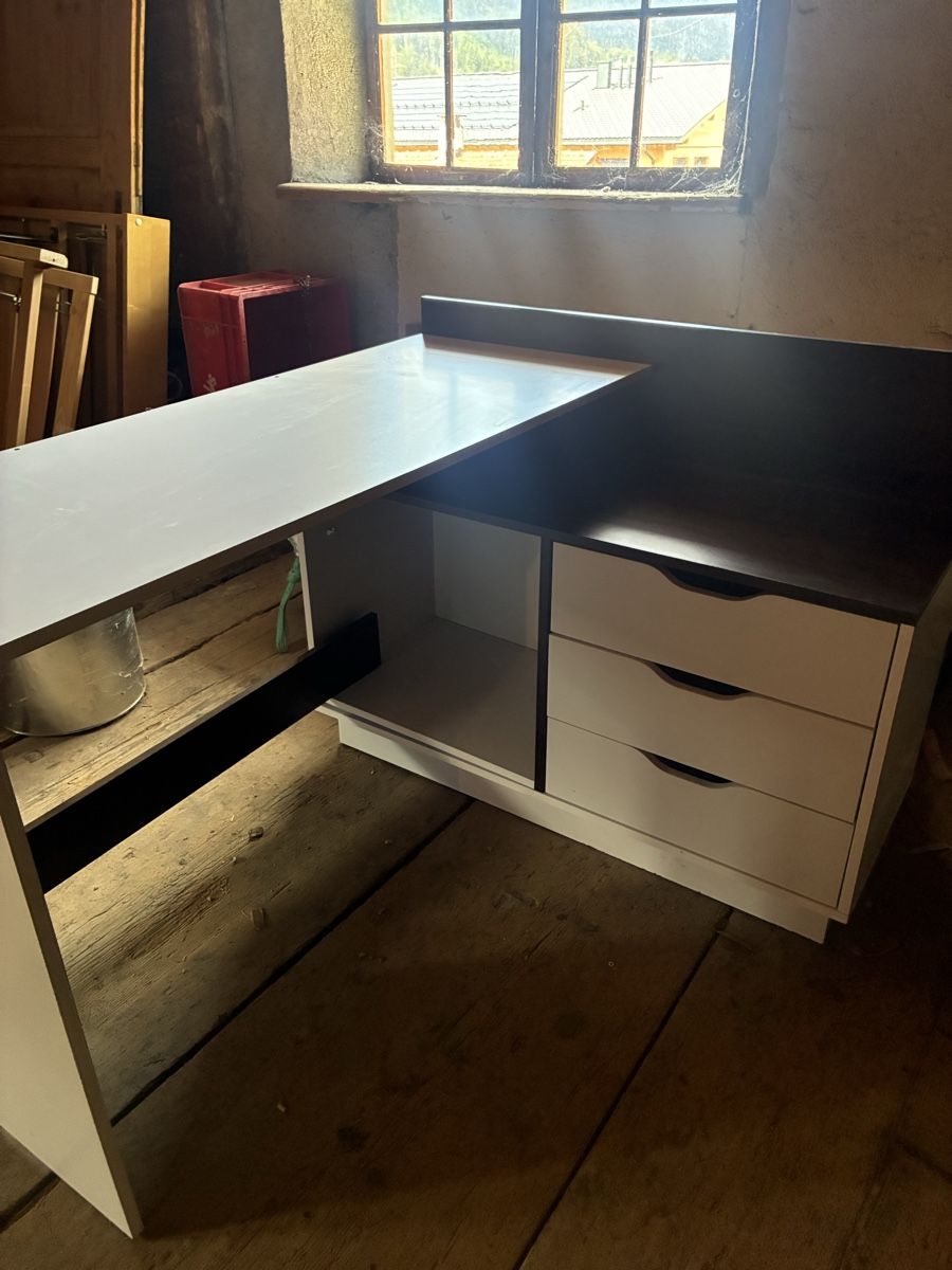 Bureaux: Corner Desk – D'occasion à Küblis par haa_hq98 2