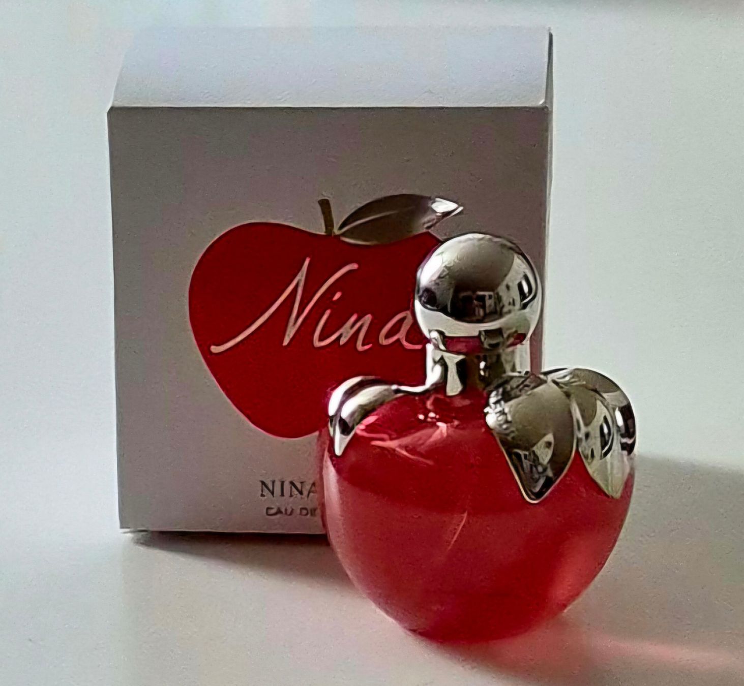 Nina Ricci Parfum & Eau de Toilette: Nina Ricci Eau de Toilette 50 ml – Neu und originalverpackt aus Rheinfelden von Pit666