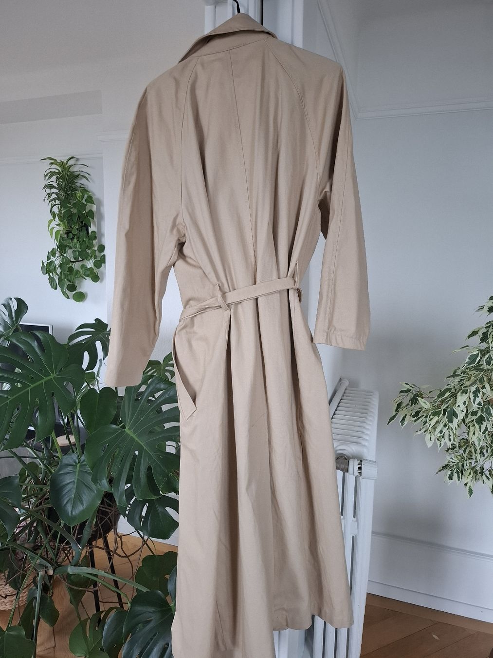 H&M Giacche: Trench H&M Divided beige, taille M – Usato da Neuchâtel venduto da FloKo88 1