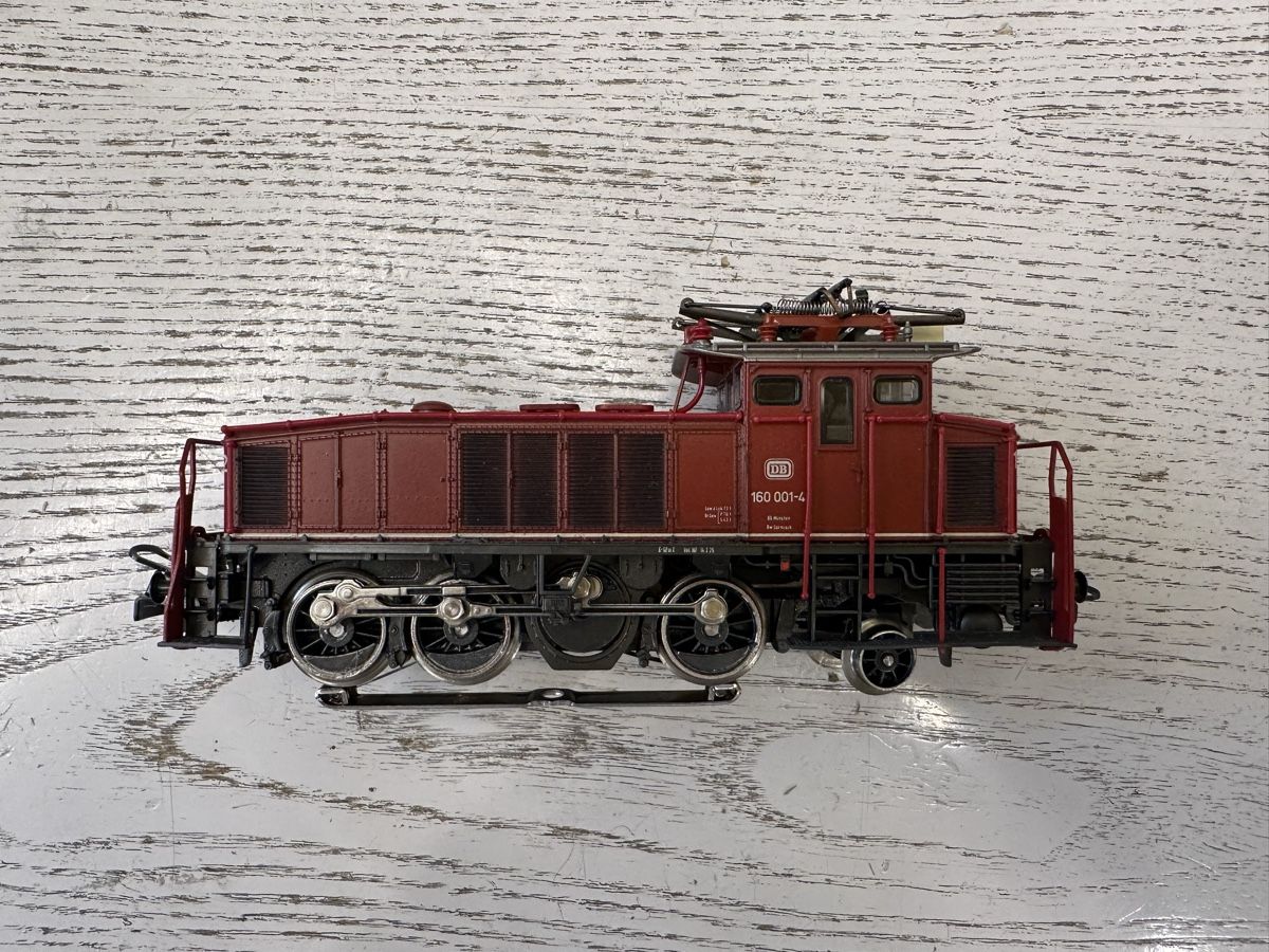 Märklin Modelleisenbahnen: Märklin 3157 DB BR 160 – Gebraucht aus Lupsingen von New-Haven 2