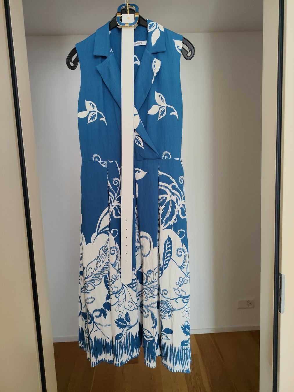 Vestiti: Sommerliches Kleid mit Gürtel, Grösse 38 – Usato da Fribourg venduto da MargaritaVal 1