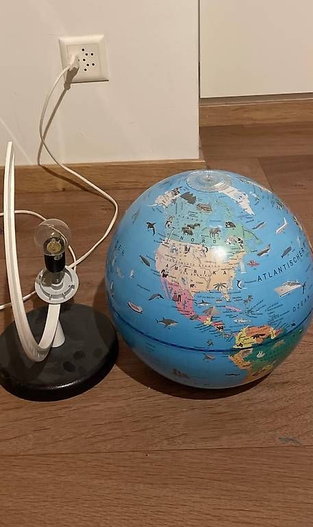 Sonstige Dekorationen & Accessoires: Globus mit und ohne Licht – Gebraucht aus Lenk im Simmental von antoniawanda 1