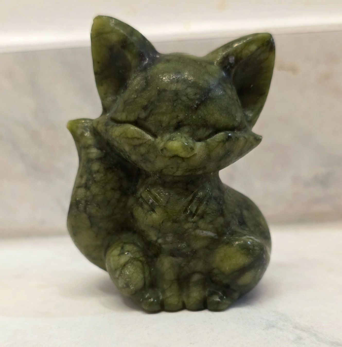 Mineralien & Heilsteine: Serpentin Jade Fuchs 116g – Neu und originalverpackt aus Matzingen von Shay_Crystalz
