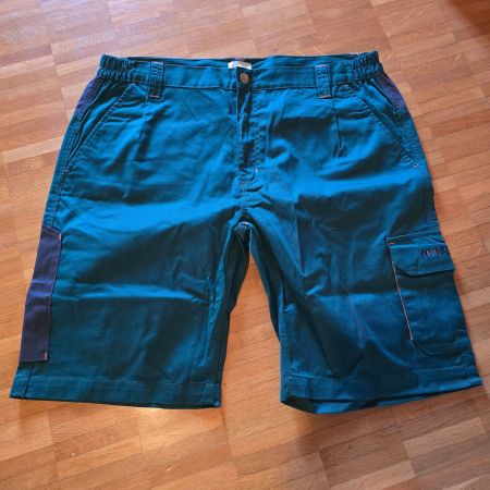 2 Shorts grün Gr. XXXL
