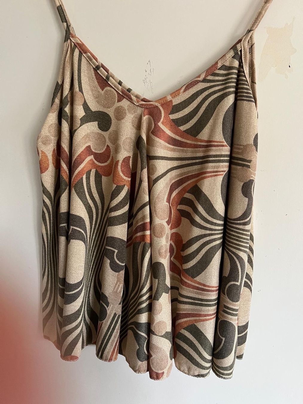 Tops: Glitzertop mit Muster – Neu (gemäss Beschreibung) aus Zürich von maggi96