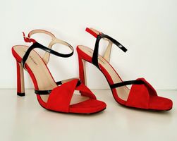 Sandales cuir p.38