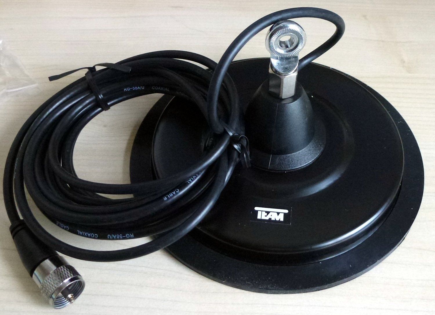 Radiocomunicazione: Magnetfuss 3/8" und DV-Adapter NEU – Nuovo e nell'imballaggio originale da Wetzikon ZH venduto da kleinerfunk