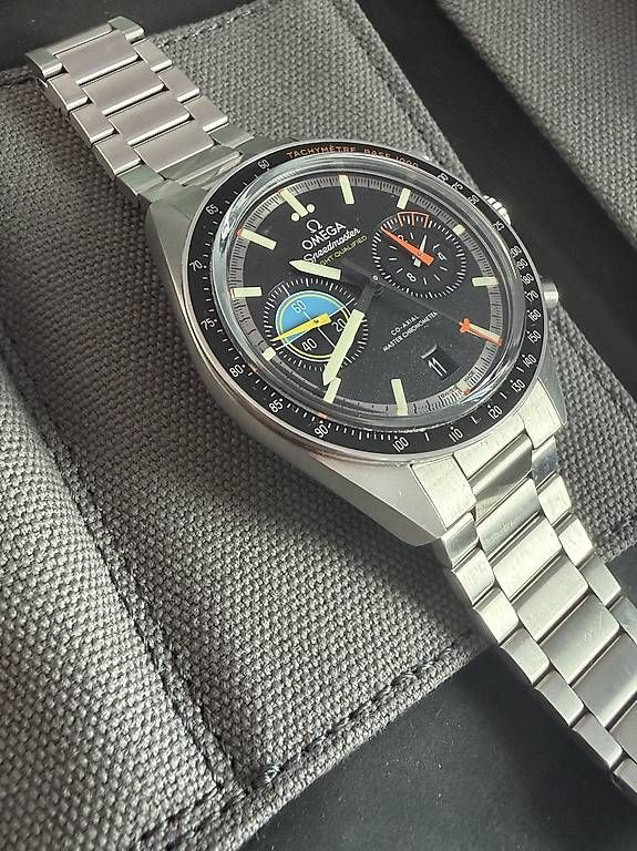 Omega Uhren: Omega Speedmaster Pilot Chronograph – Gebraucht aus Zürich von timeio 2