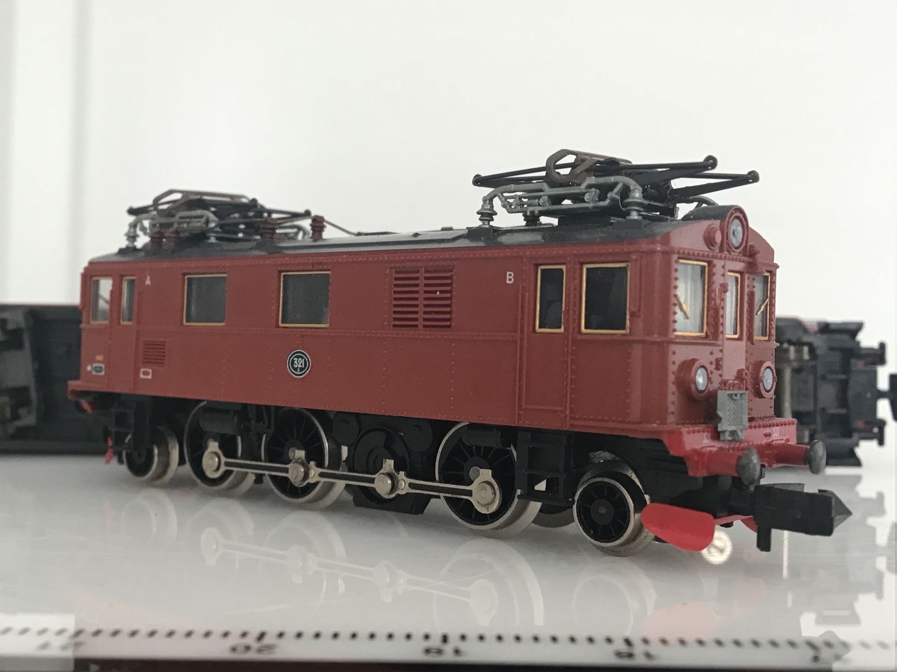 Modelleisenbahnen: Schwedischer Zug Spur N Vitrinenmodelle – Neu (gemäss Beschreibung) aus Männedorf von Modelle-aller-Art 1