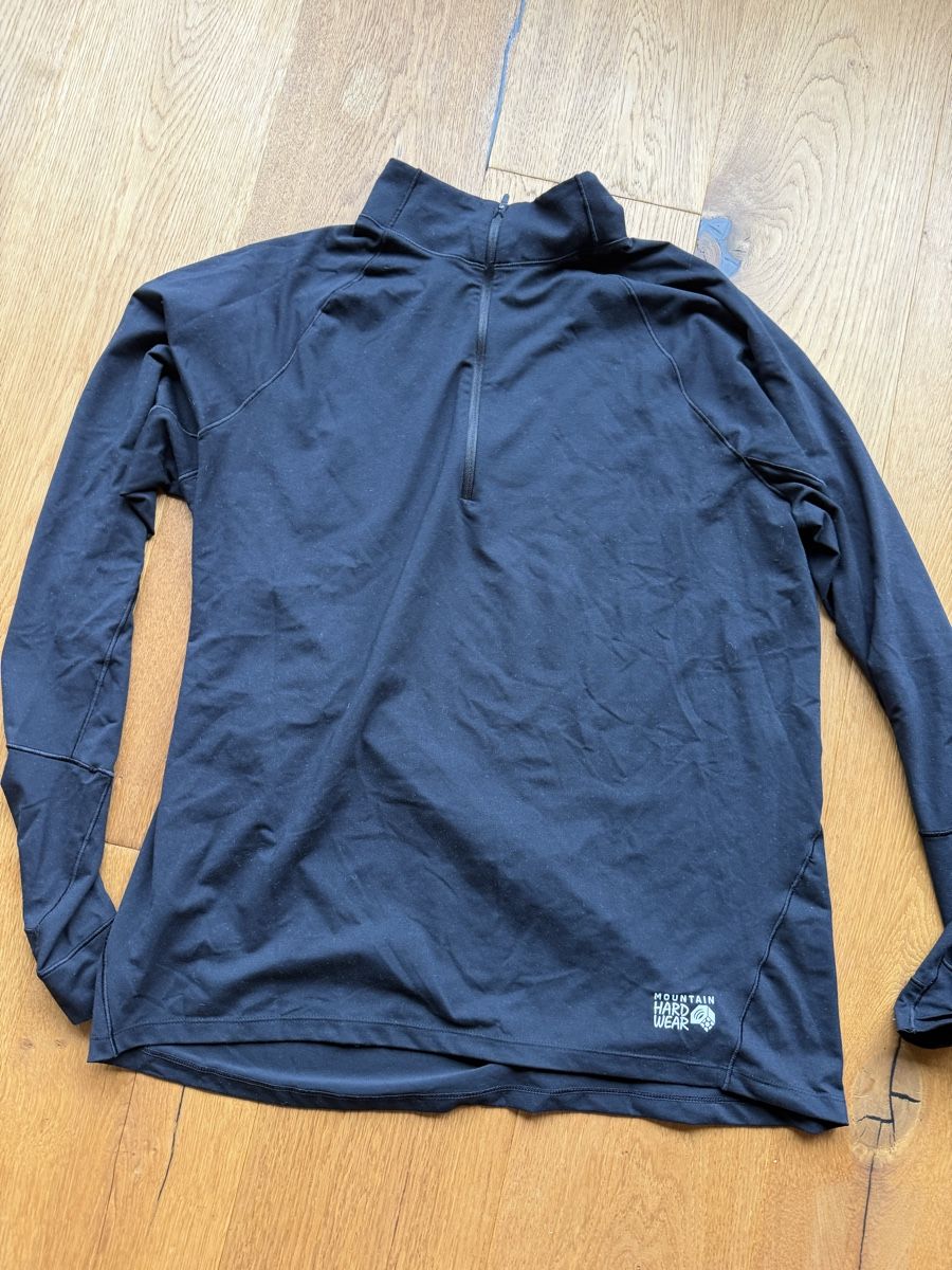 Mountain Hardwear Pullover & Sweatshirts: Langarmshirt Mountain Hatdwear – Gebraucht aus Ebnat-Kappel von Hoelzli5