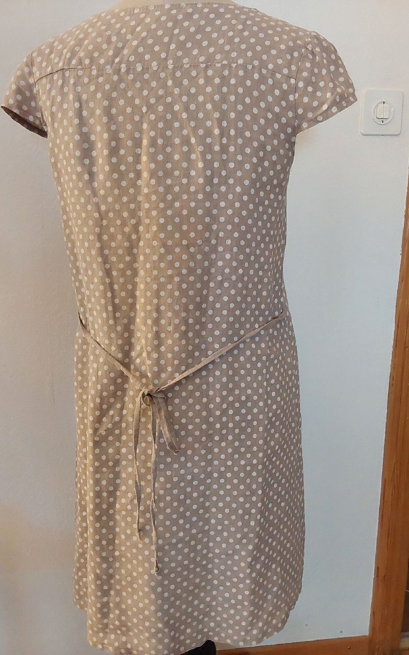 Vestiti: Kleid Leinen beige S Talia Benson – Usato da Köniz venduto da scopello12 3