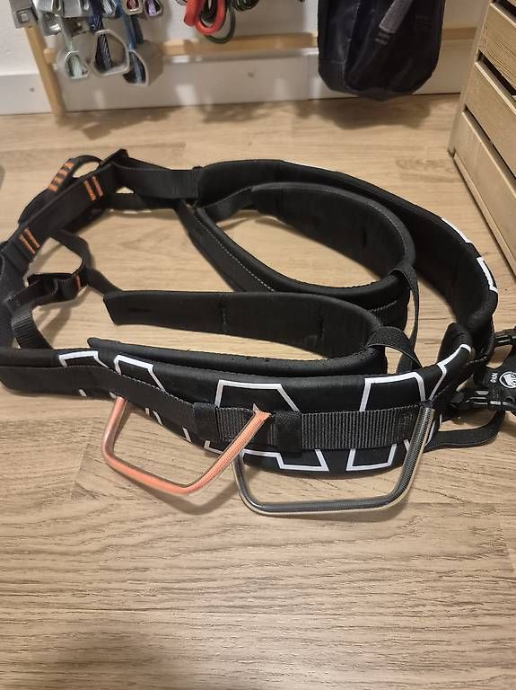 Mammut Kletterausrüstungen: Mammut 4 Slide Klettergurt – Gebraucht aus Wittenbach von tal_8vrm 2