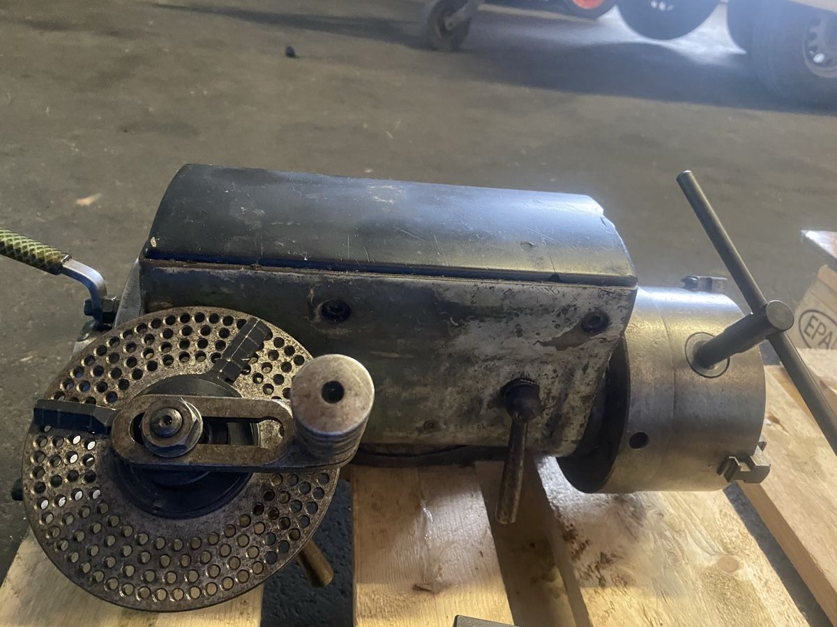 Autres pour métaux et serrurerie: Fräse, Teilapparat, Deckel – D'occasion à Ebnat-Kappel par Mech57 3