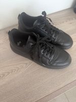 Schuhe/Sneaker