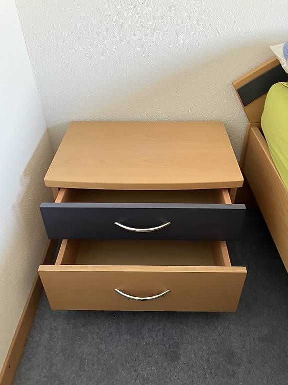 Tables de nuit: Table de nuit (2x) – D'occasion à Düdingen par chi_7j5l 1