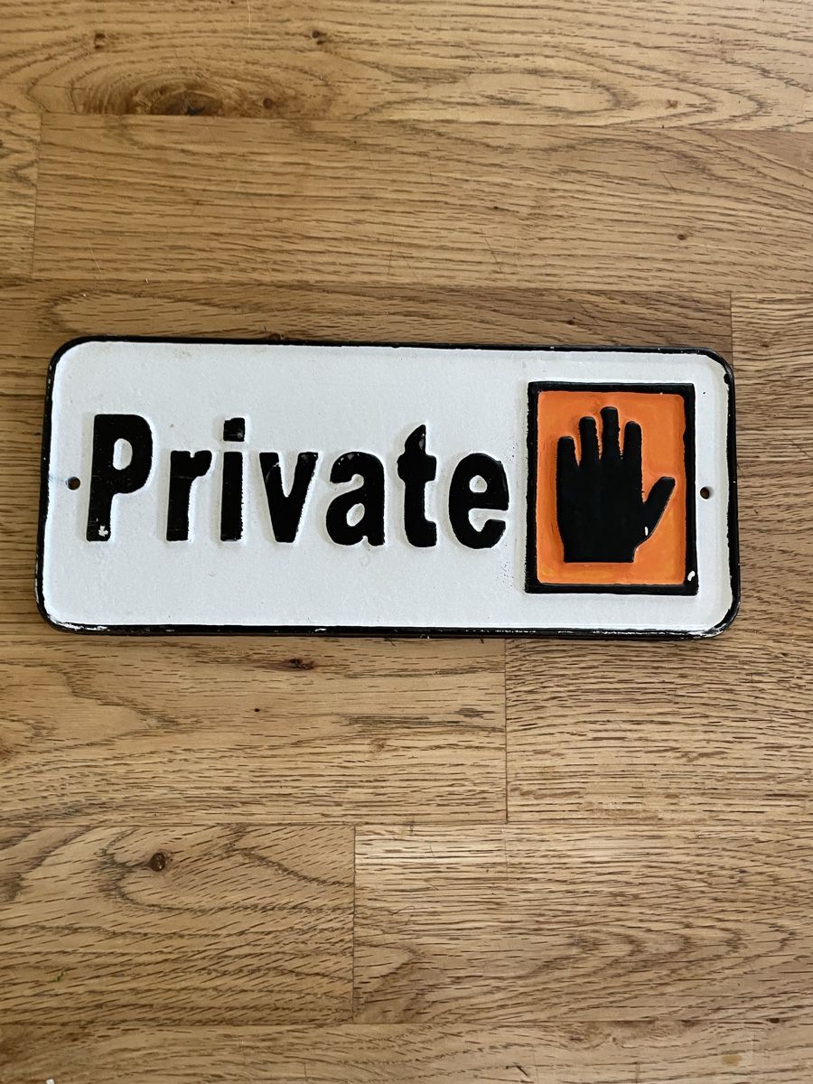 Schilder: Schild aus Eisenguss  – Gebraucht aus Flawil von Naphtali