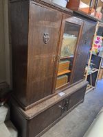 schrank alt