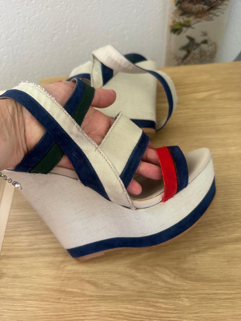 Scarpe da donna: Plateaupumps mit Keilabsatz von SERAFINI ETOILE – Usato da Neuhausen venduto da Lechasseur 1