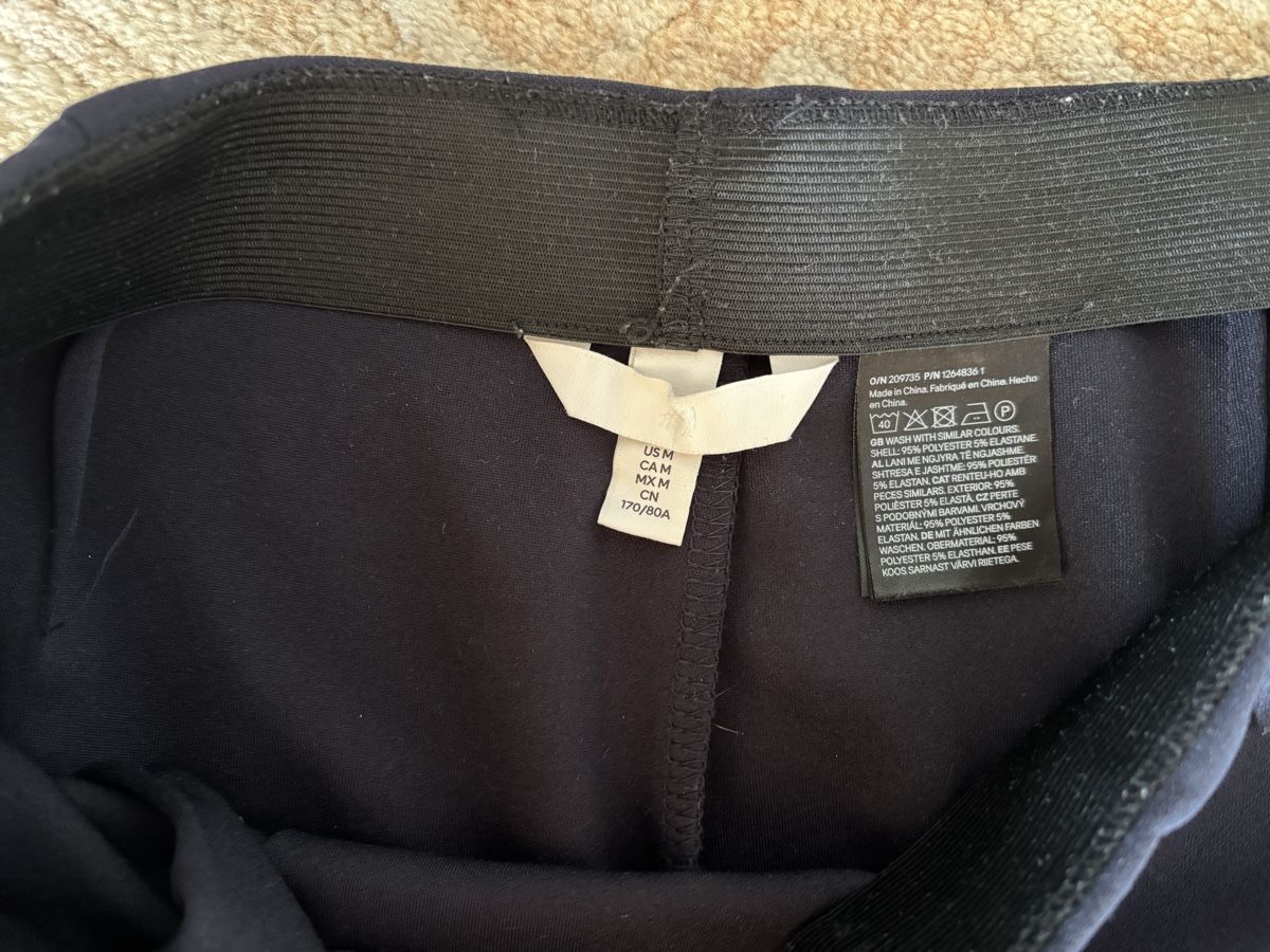 H&M Pantalons: Stoffhose – D'occasion à Eggersriet par car_w5cl 3