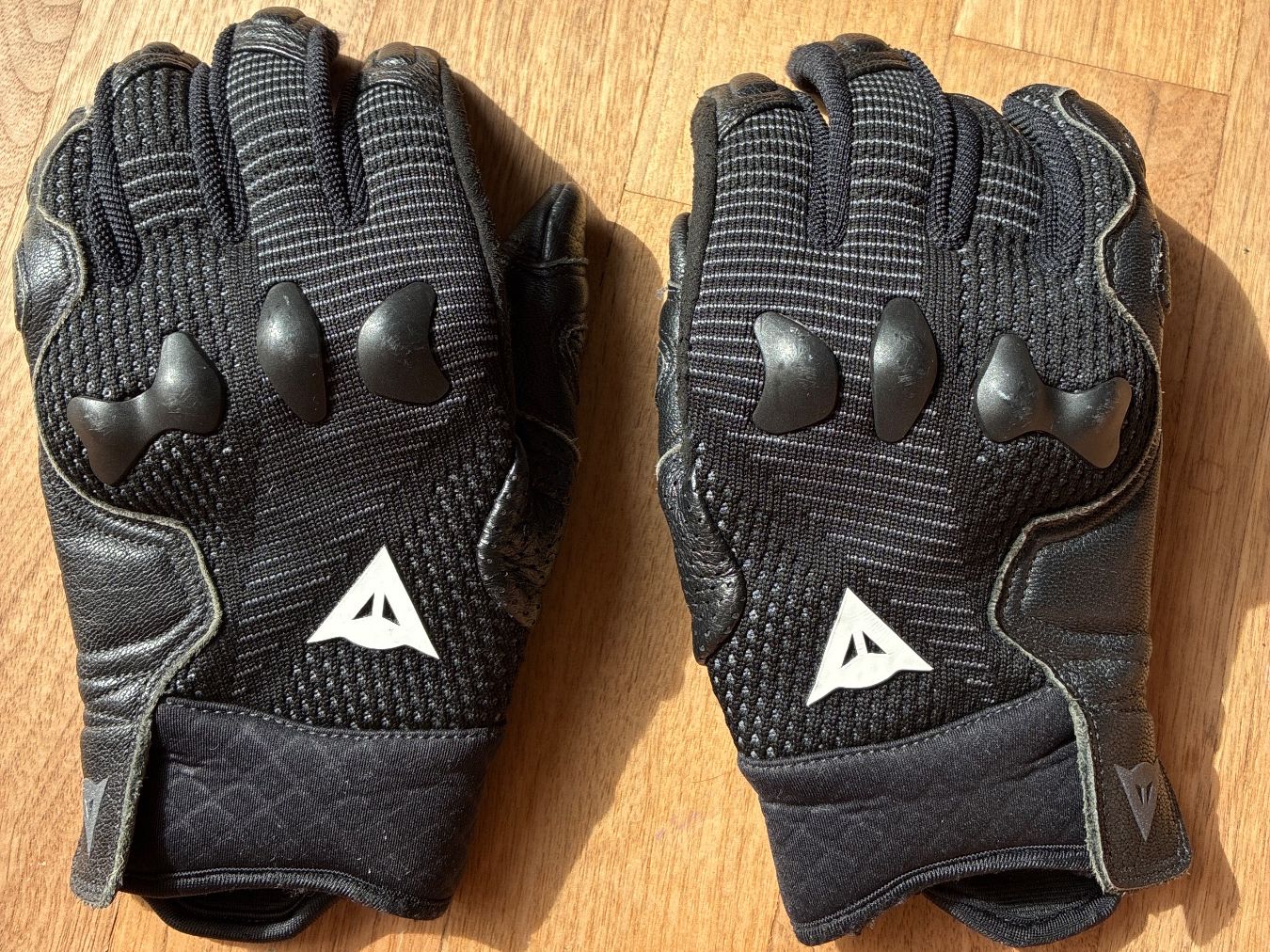 Dainese Guanti & manicotti: Motorrad Handschuhe Dainese – Usato da Giffers venduto da ame_6txd