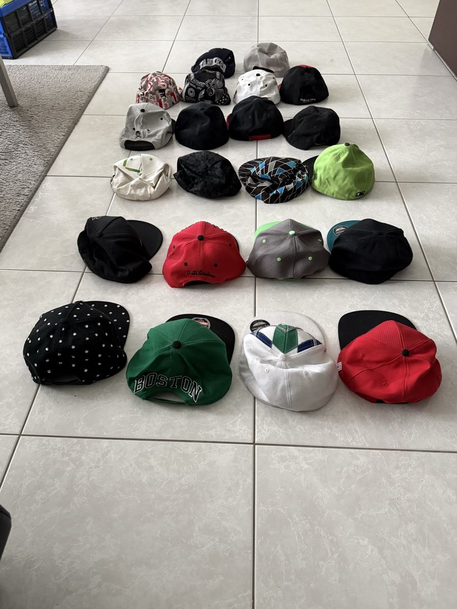Altro in  Abbigliamento & Accessori: Sommer Caps Collection 22 Stk. – Usato da Wohlen AG venduto da Goodprises 4