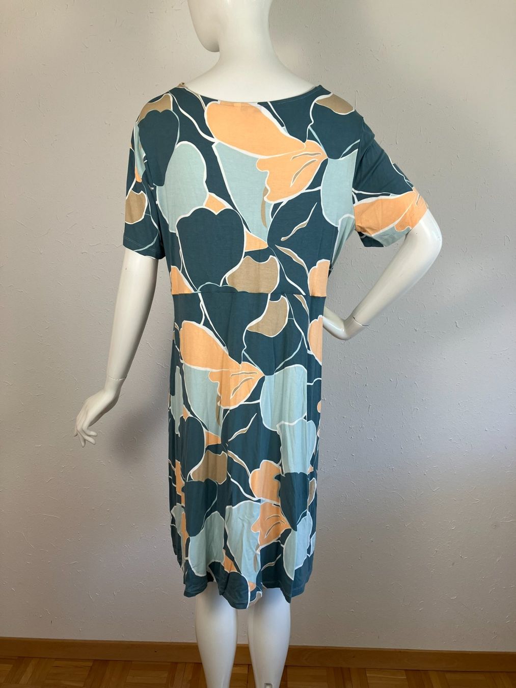 Robes: Tom Tailor Jerseykleid Gr.44 – D'occasion à Laupen ZH par kar_lfz6 2