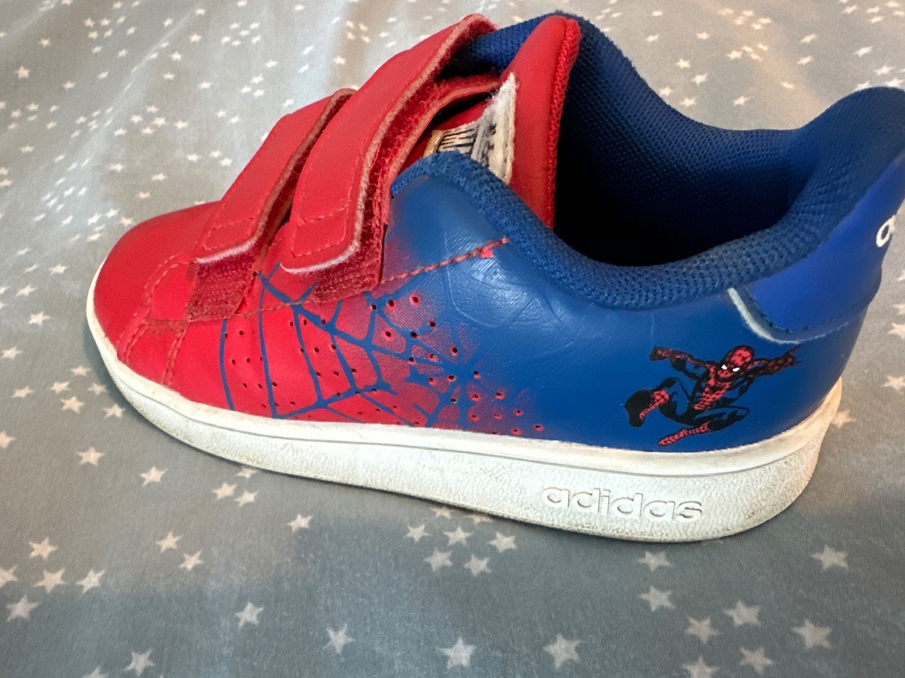 Adidas Schuhe für Jungen: Adidas Spiderman Schuhe Gr. 26 – Gebraucht aus Zürich von poliveira 1