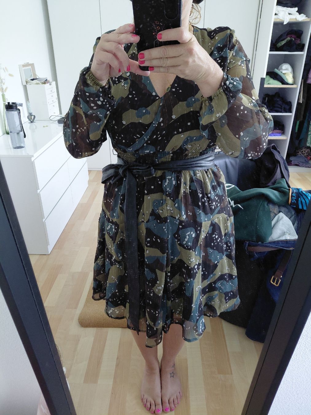 Guess Kleider: Kleid Guess – Gebraucht aus Adligenswil von milena1987