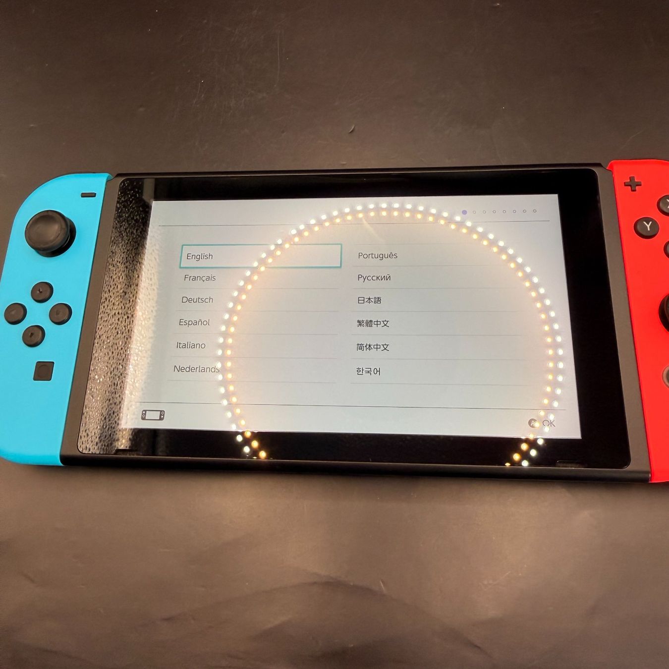 Nintendo Konsolen: Nintendo Switch Konsole Neon Rot/Blau OVP – Gebraucht aus Düdingen von Nerdworld 3