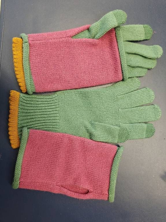 Guanti & manicotti: Damen Strick Handschuhe – Usato da Winterthur venduto da M.P.1972 1