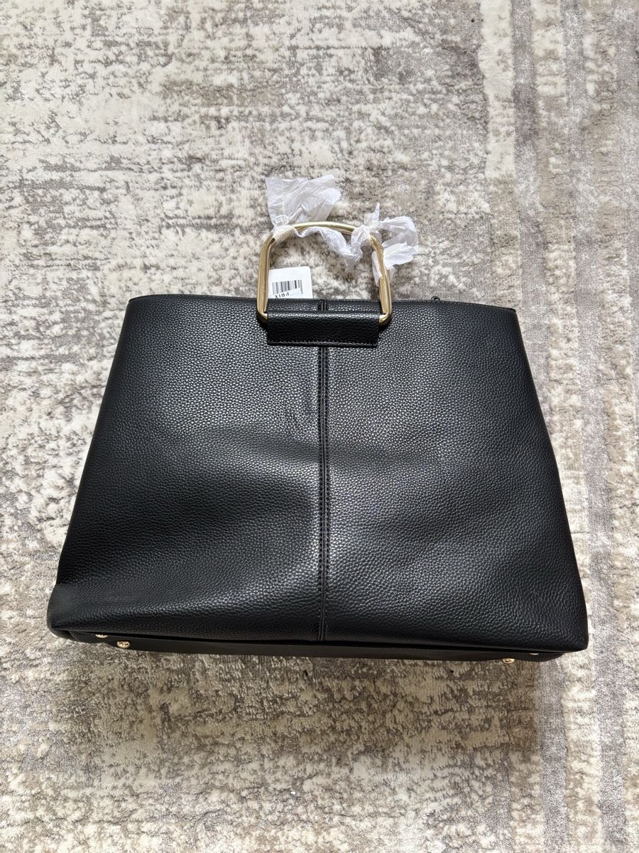 Mango Taschen für Damen: Mango Handtasche Schwarz - Neu mit Etikett! – Neu und originalverpackt aus Flüh von dam_95q7 1