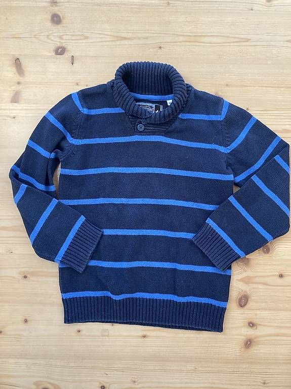 Pullover & Sweatshirts: Pullover Junge Gr.128 – Gebraucht aus Brunnadern von Bumlebee