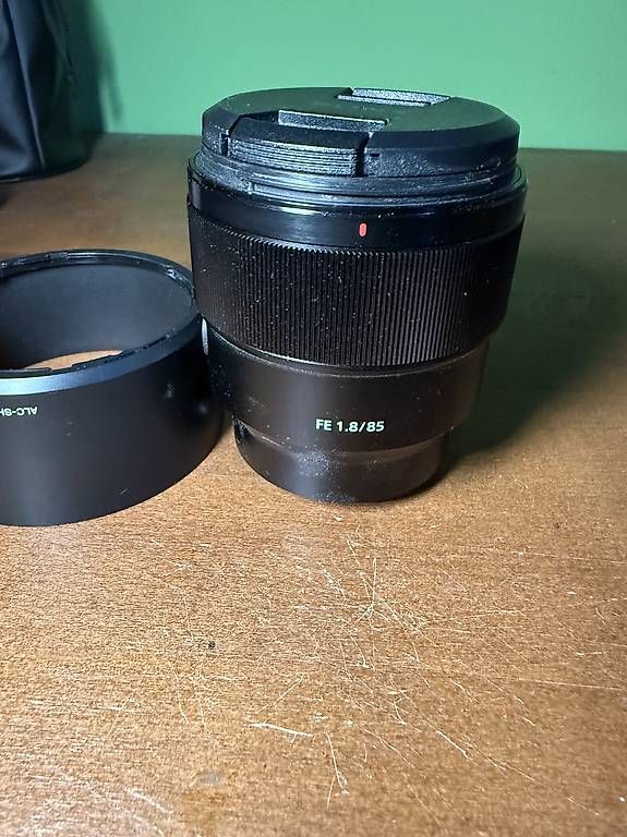 Obiettivi: Objectif Sony FE 85mm f1.8 – Usato da La Sarraz venduto da Gabster.lobster