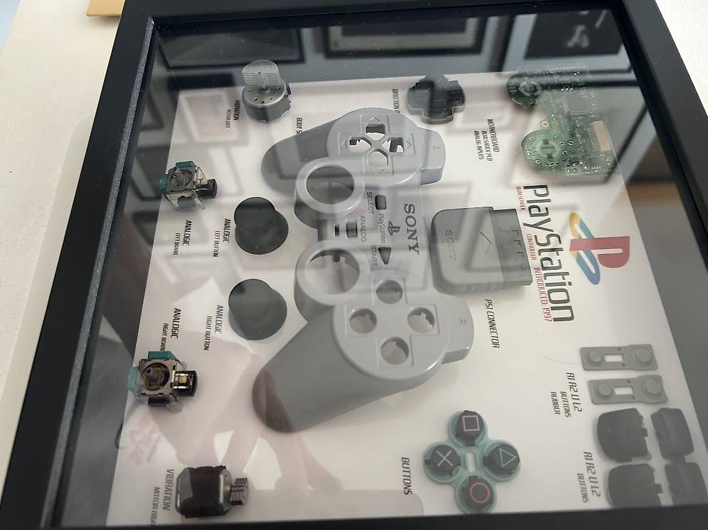 Sony Controller: Quadro manopola Playstation 1 – Gebraucht aus Bellinzona von Yoichi 2