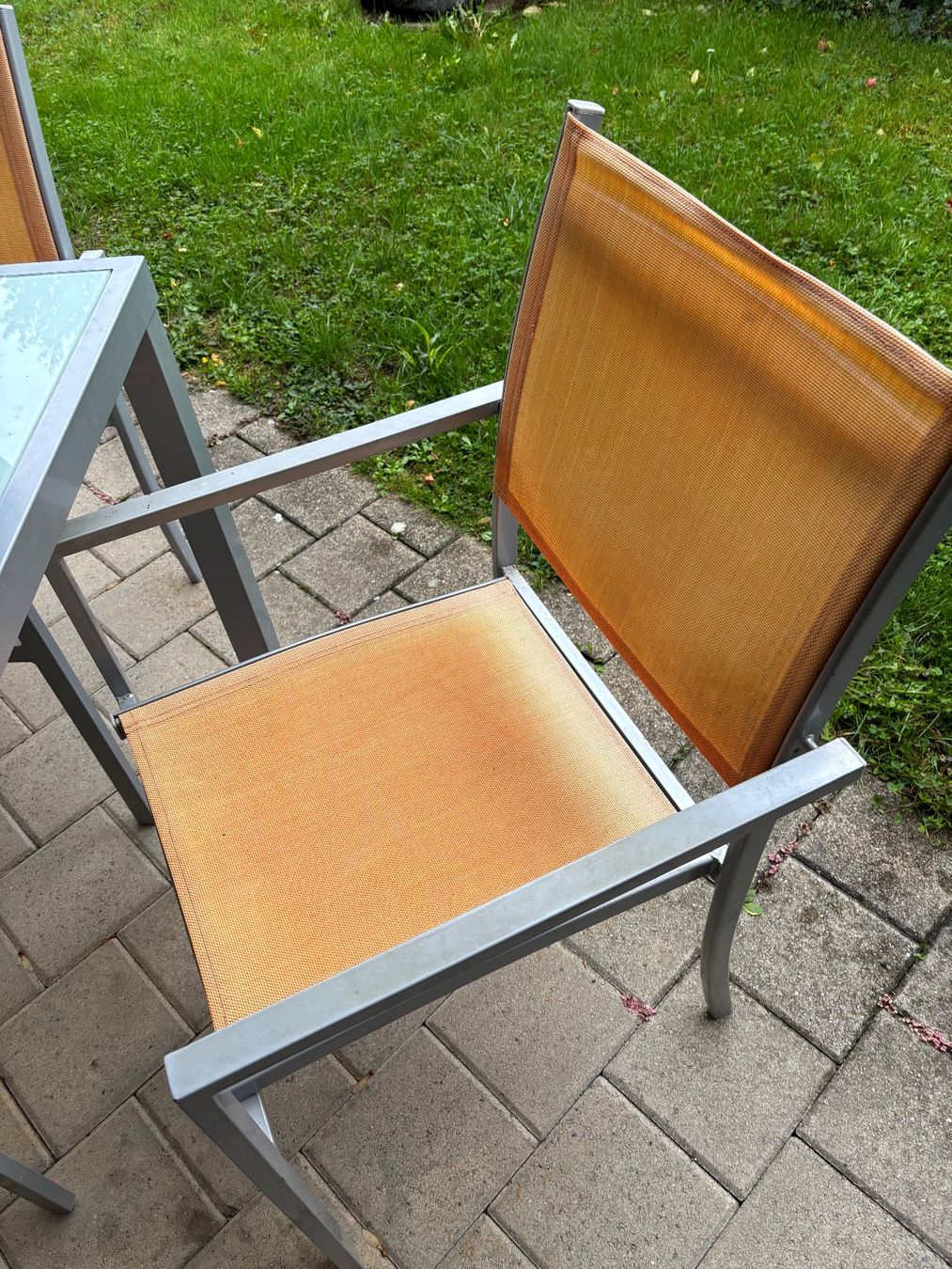 Tischgruppe: Gartentisch mit 4 Gartenstühlen – Gebraucht aus Birmensdorf ZH von magri01 1