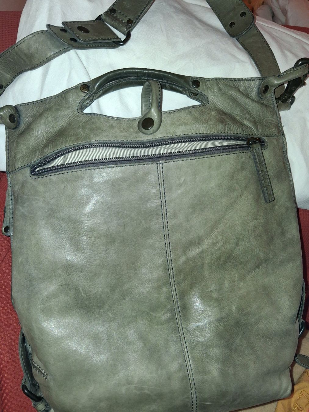 Aunts & Uncles Taschen für Damen: AUNTS & UNCLES Ledertasche – Gebraucht aus Wetzikon ZH von med_2y76 1